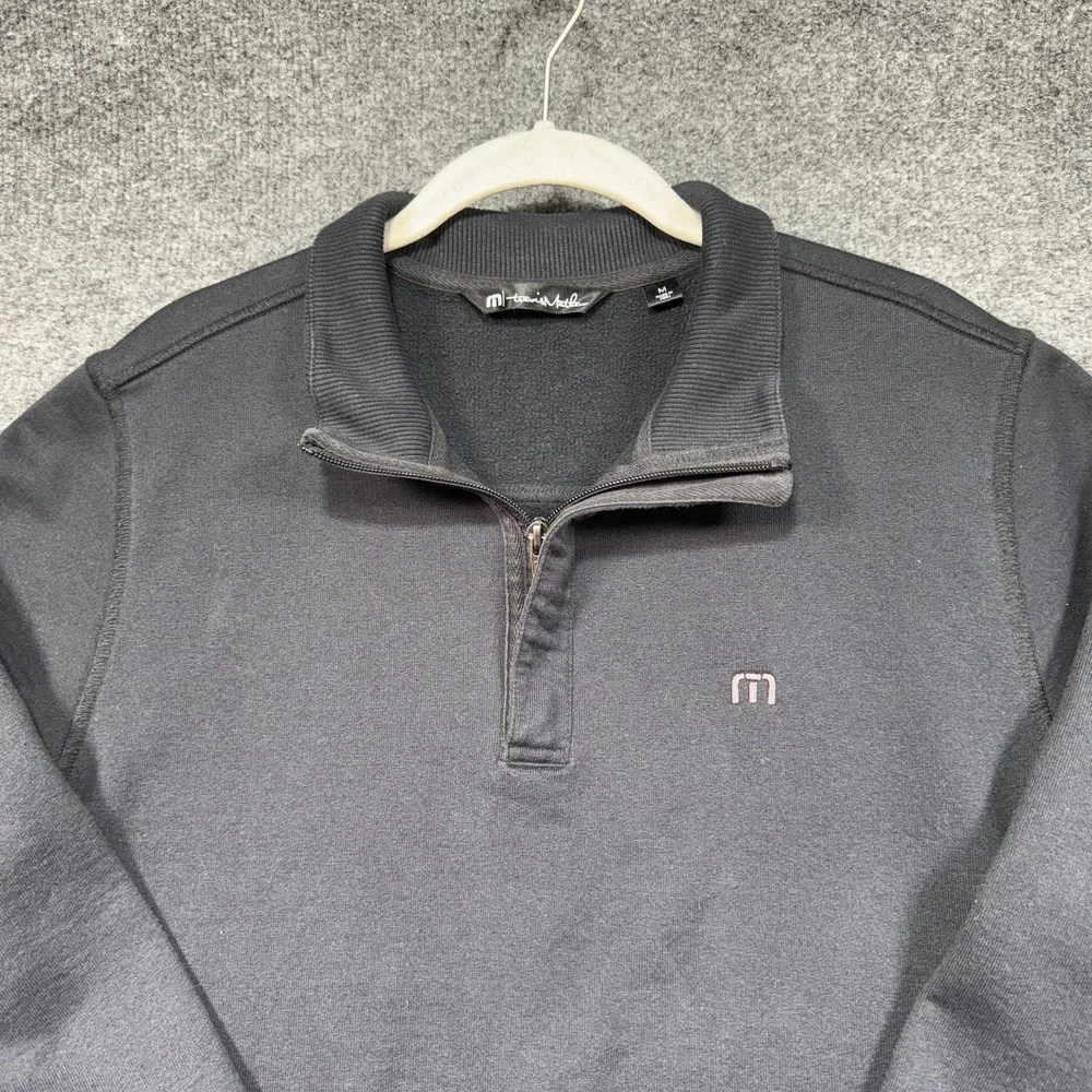 Travis Mathew Hideaway 1/4 Zip Pullover Sweater Men's Medium Black Golf Casual